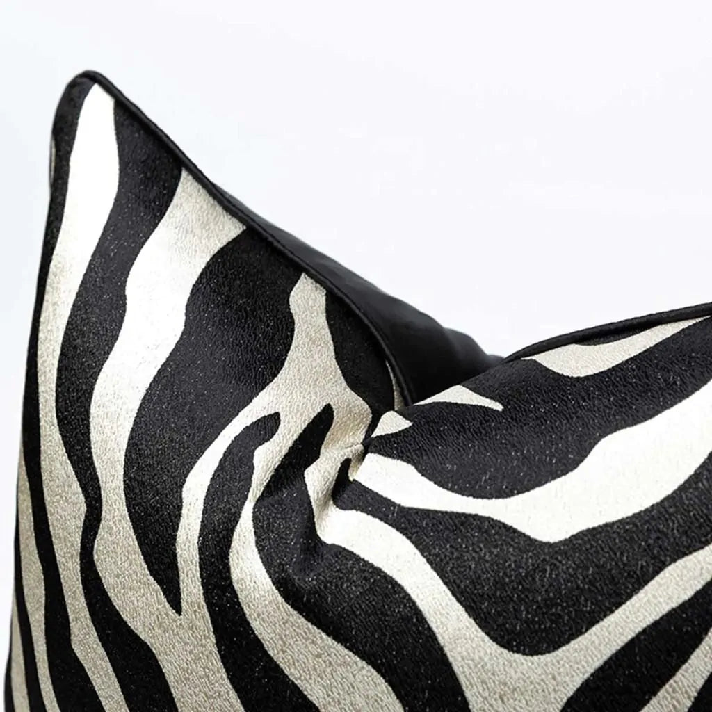 Haus Linen Cushion Zino